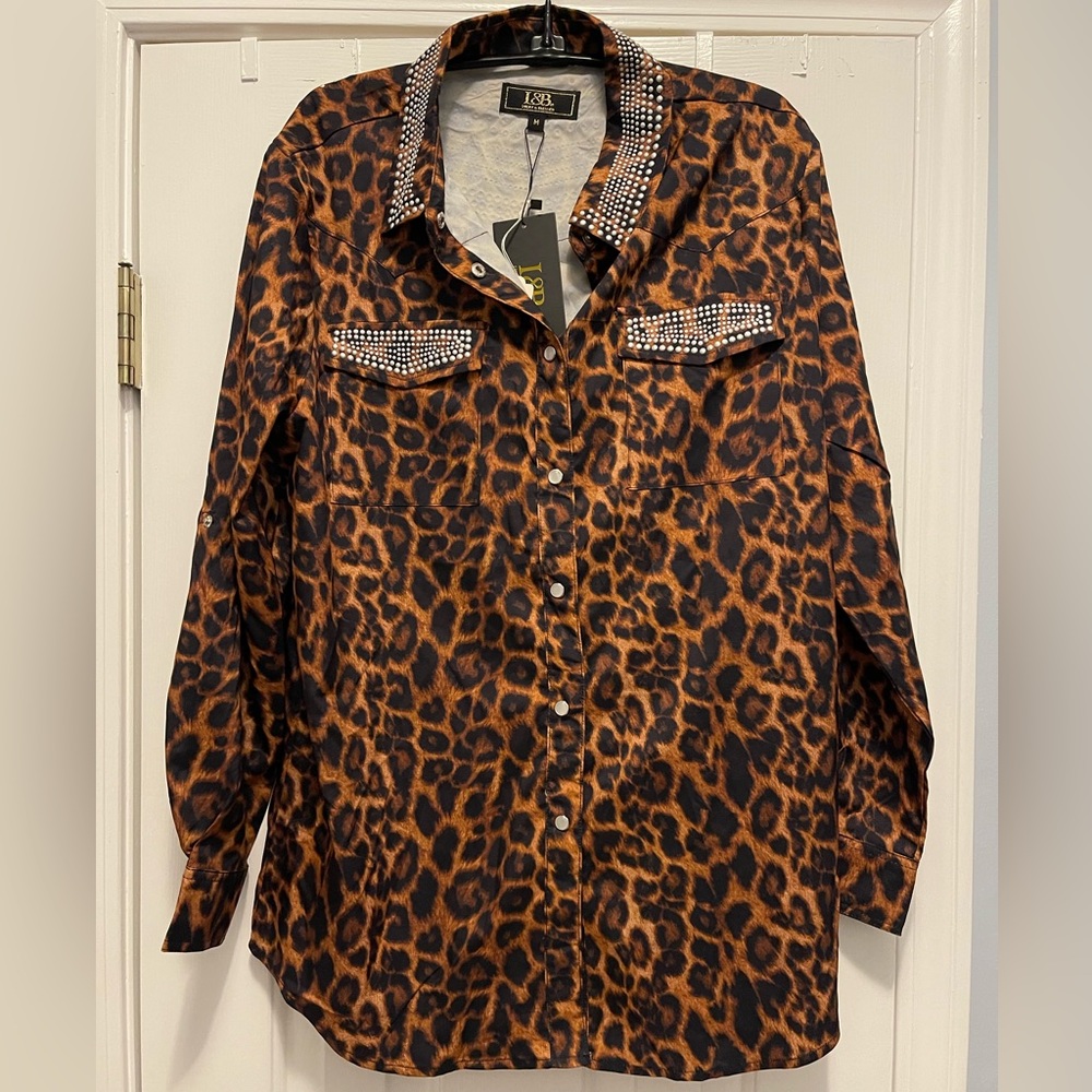 Lucky & Blessed button down top size medium.